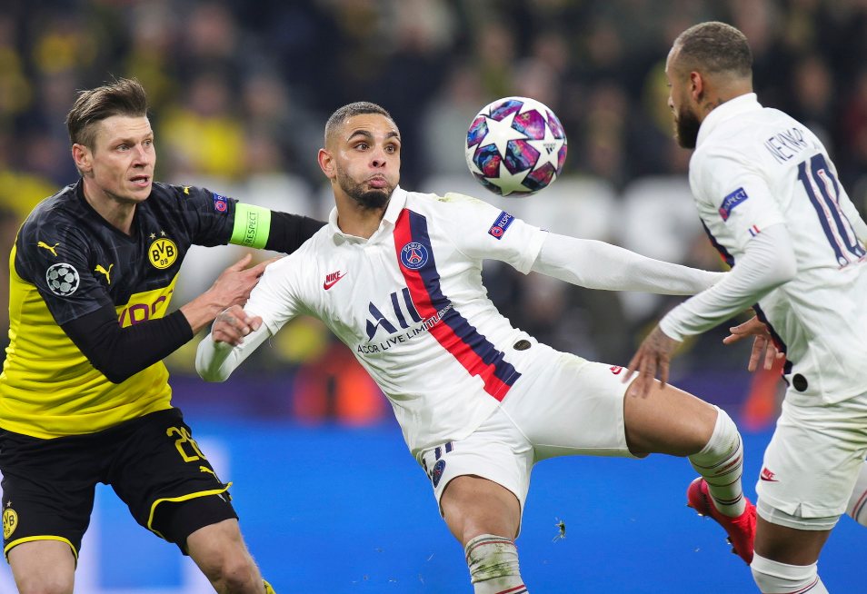 看傻内马尔!巴黎铁卫连过数人 最后这脚球辣眼